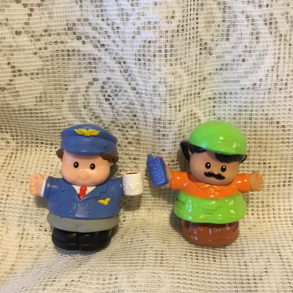 Fisher Price Little People Airplane Pilot Coffee Zoo Keeper Safari with radio